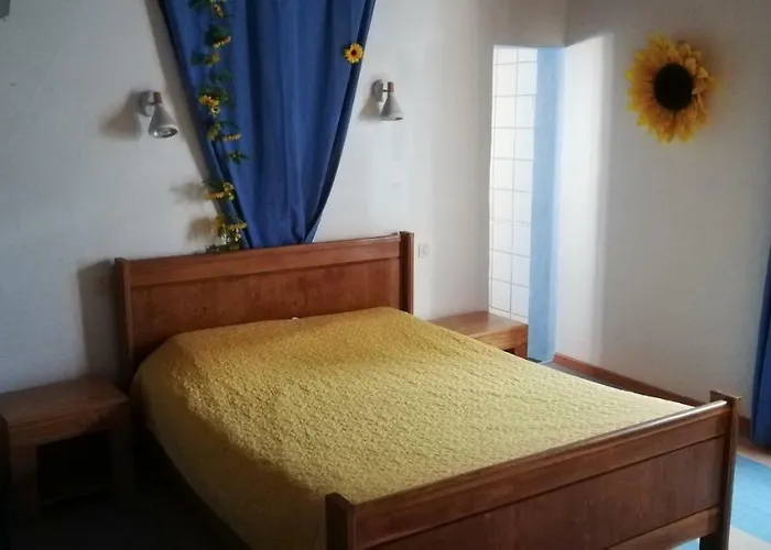 Les Chandeliers Ξενοδοχείο *